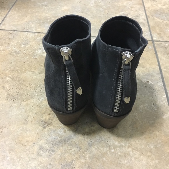 Dolce Vita Suede Ankle Boots Gray - Picture 4 of 6